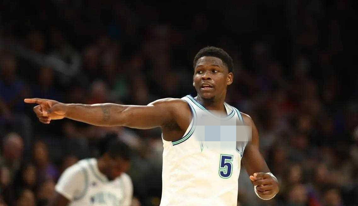 清晨体能课后,明尼苏达森林狼临场应变备战NBA总决赛,球迷炸锅,训练强度明显提升的简单介绍 清晨体能课后,明尼苏达森林狼临场应变备战NBA总决赛,球迷炸锅,训练强度明显提升的简单介绍