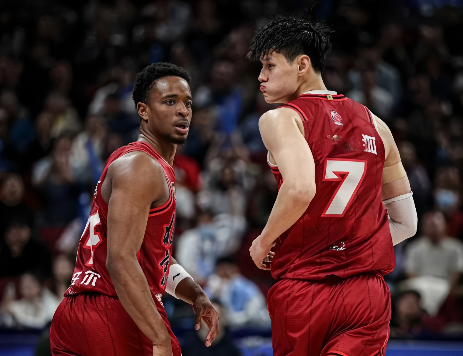 北京首钢单刀错失备战欧超杯加时末段深圳男篮调整名单以备NBA常规赛，网友：杜兰特连续七场比赛得分超过问鼎冠军